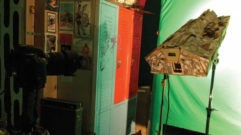 Stop motion set.