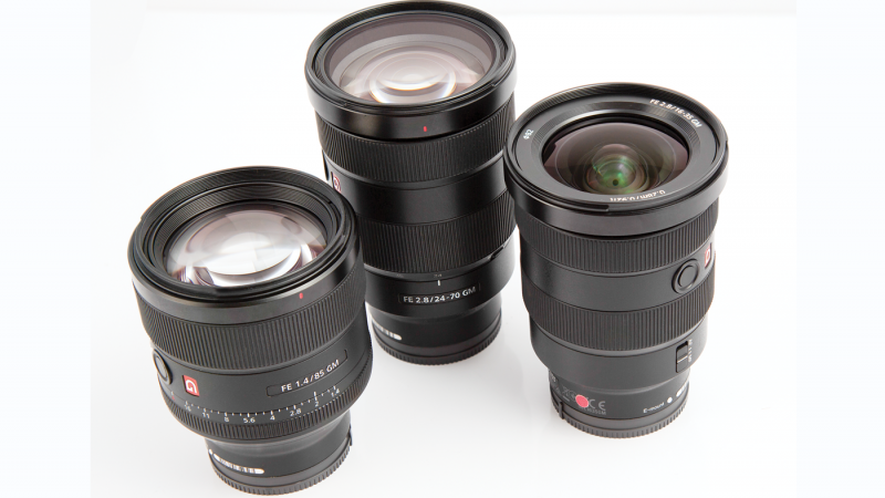 Review conducted with a number of E-mount lenses