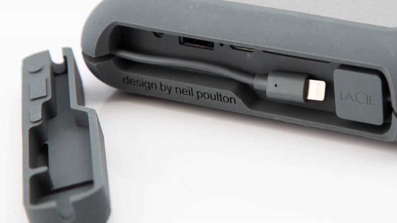 Connection points protected by removable cover