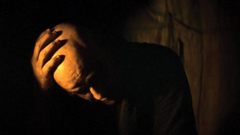 The hard light at Kurtz’s compound at the end of “Apocalypse Now” (1979)