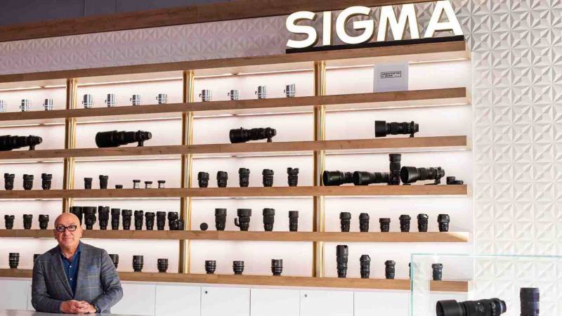 Sigma lenses on display
