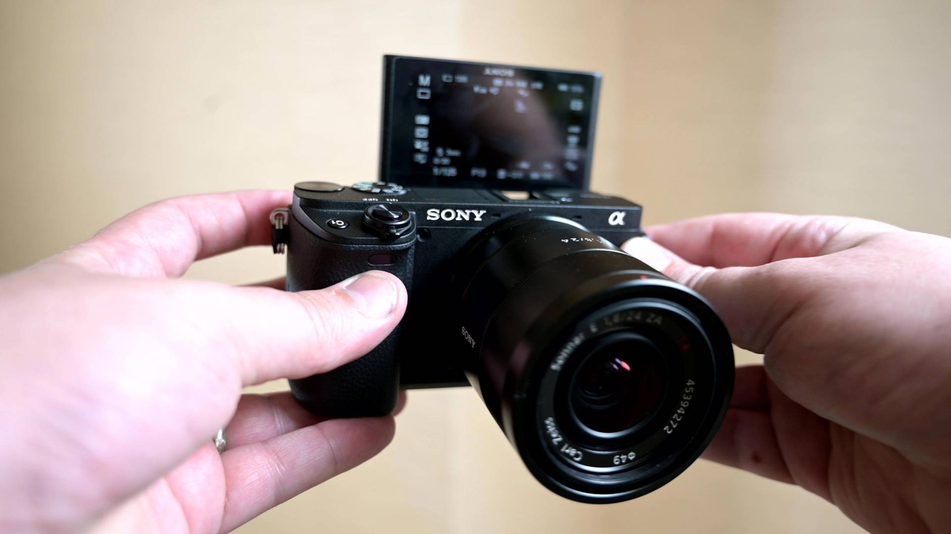 Sony A6400 Hands On Review Sony Ditches Record Limit And Extends Battery Life Videomaker