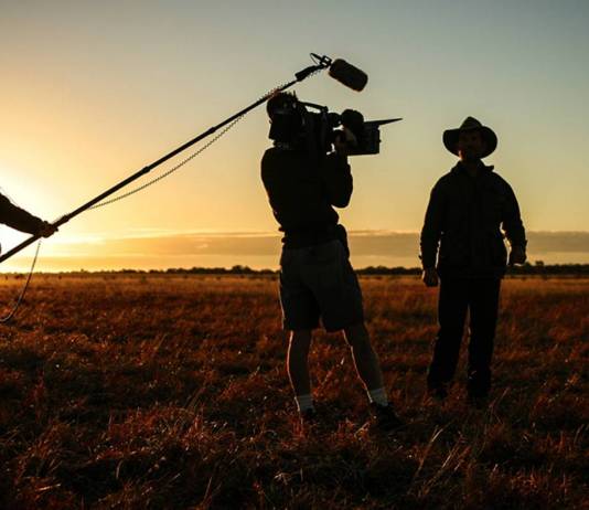 Rules of no-low budget scripts: Making low budget movies How to write low budget movies scripts