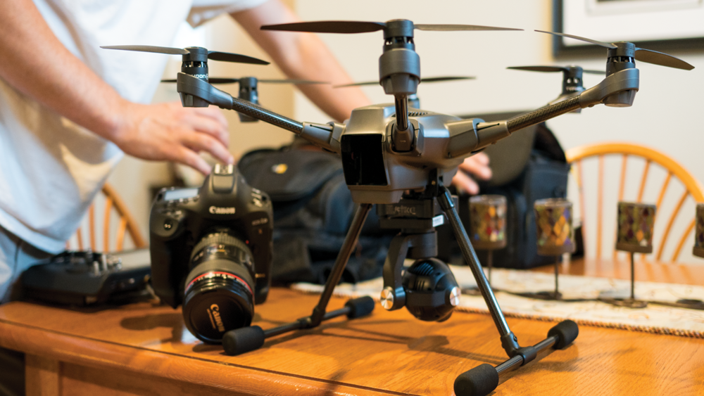 Yuneec Typhoon H Review - Videomaker