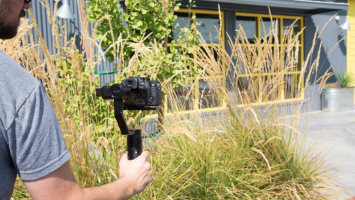 Review: Ikan EC1 Beholder Gives Small-camera Users Steadier Shots ikan EC1 Beholder, a 3-Axis Gimbal Stabilizer with Encoders