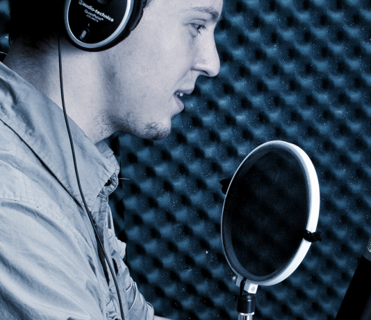 Step by Step Guide to DIY Voice Over Step by Step Guide to DIY Voice Over